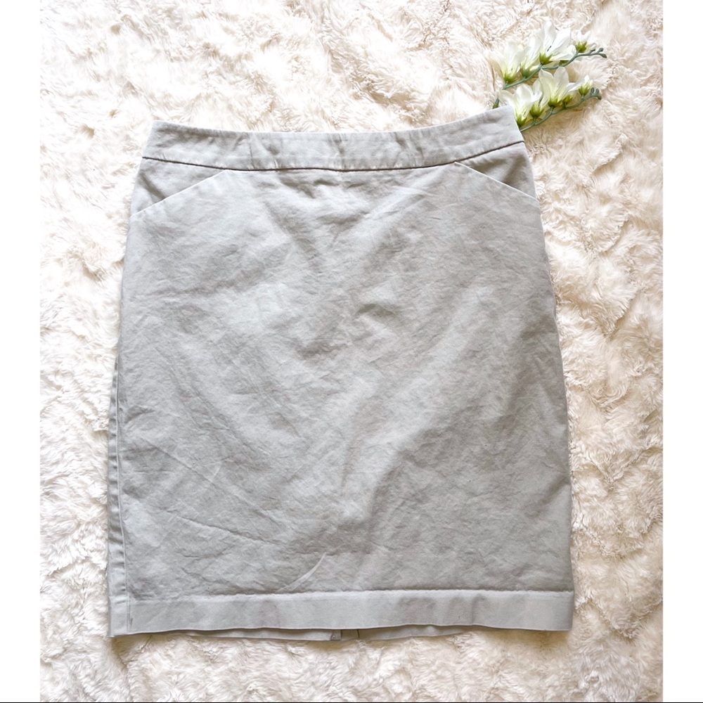 New York & Company Tan Stretch Pencil Skirt Size 2